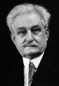 Яначек Леош (1854 - 1928)