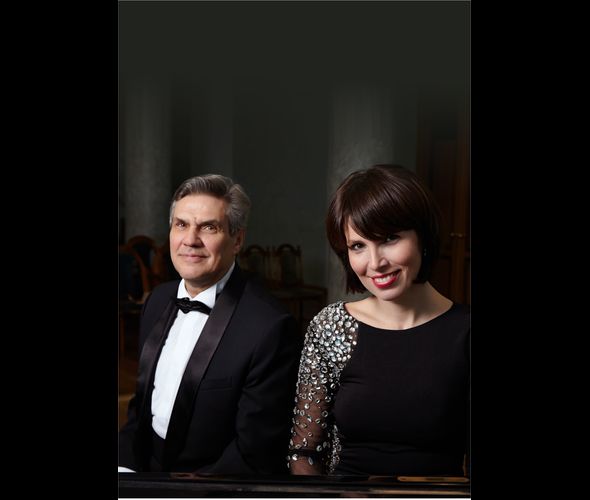 Piano duet Natalia Kotova and Valery Borovikov