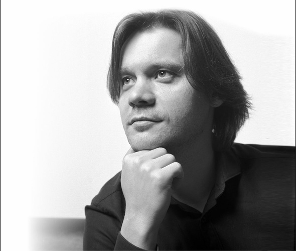 Muzikantov Aleksander (piano)
