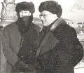 Д.Шостакович и А.Беседин в Минске. 20 марта 1963 г. В правом верхнем углу снимка фрагмент автографа Д.Д.Шостаковича